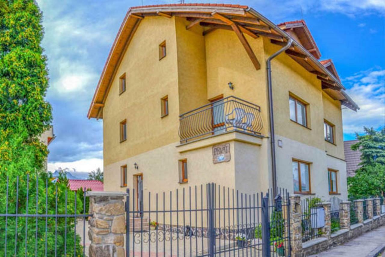 Penzion Gardos Kežmarok Exteriör bild