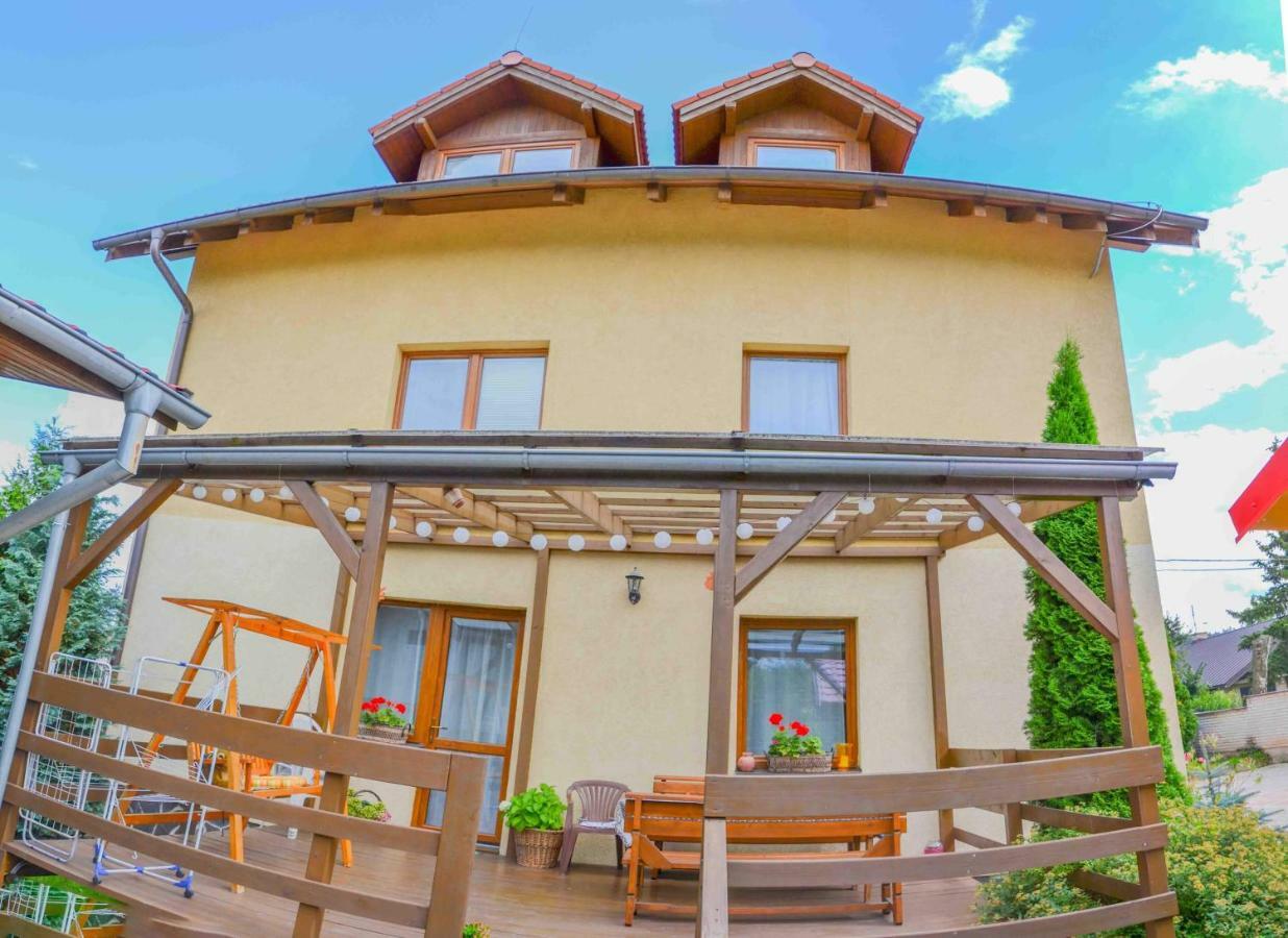 Penzion Gardos Kežmarok Exteriör bild